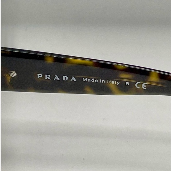 Authentic Prada Women’s Brown Rectangle Sunglasses - Picture 8 of 10